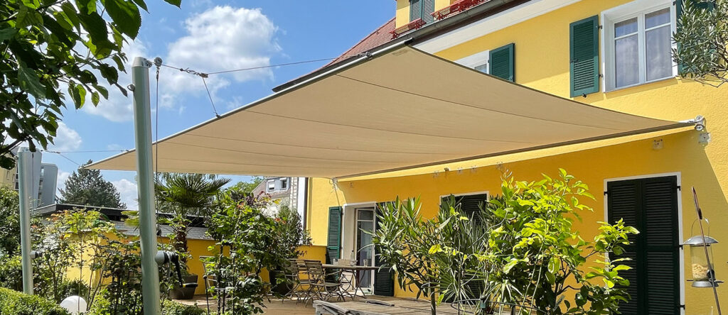 SunFurl Aero Sonnensegel