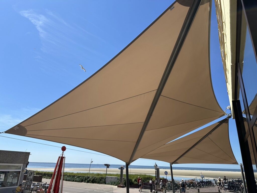 Sonnensegel Hotelterrasse Borkum